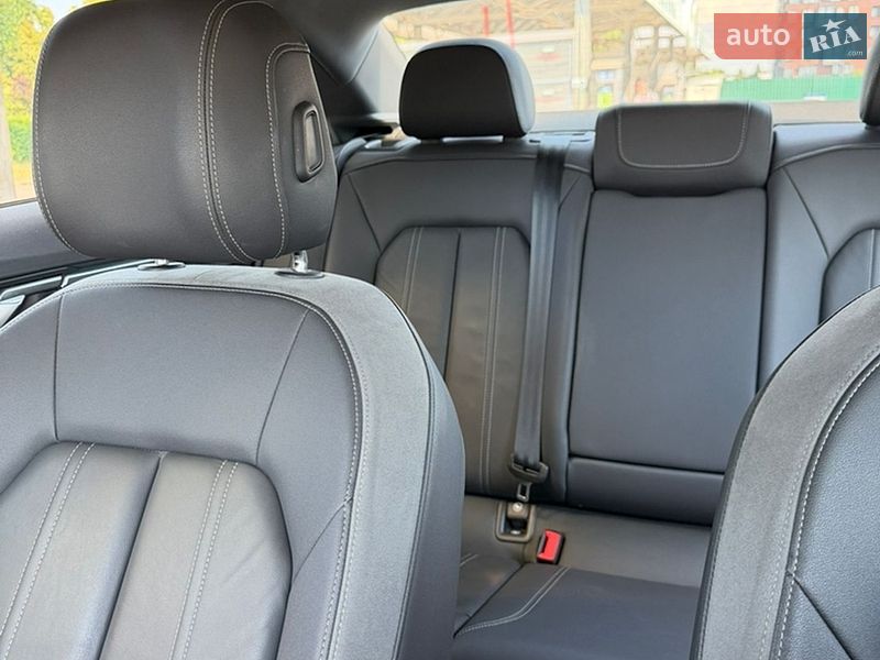 Седан Audi A3 2022 в Киеве