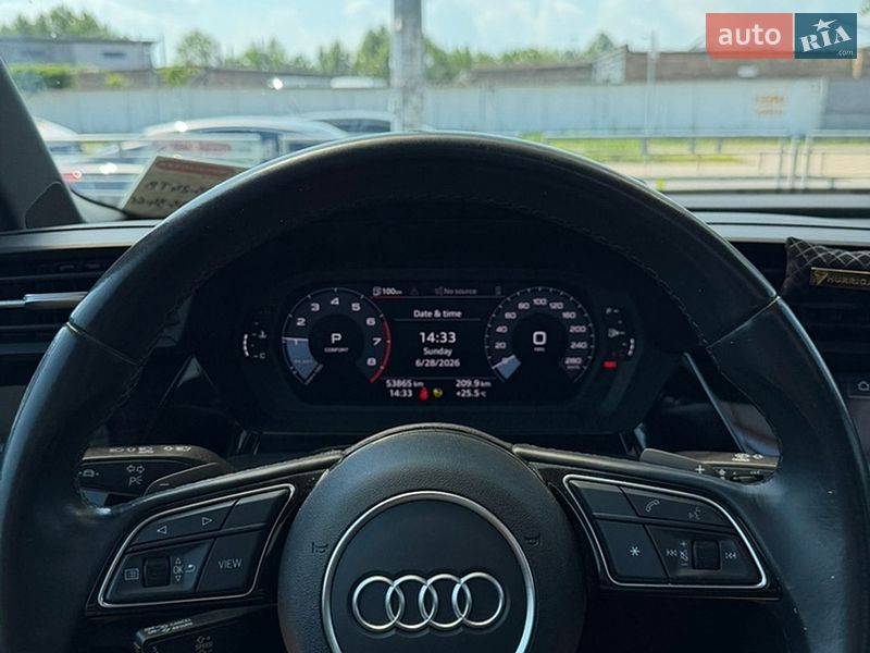 Седан Audi A3 2022 в Киеве