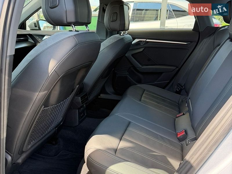 Седан Audi A3 2022 в Киеве