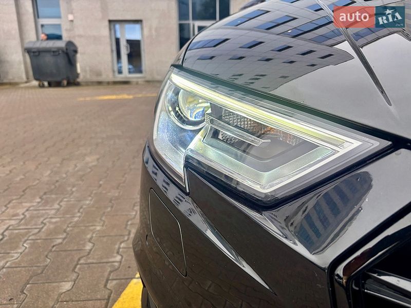 Седан Audi A3 2018 в Киеве