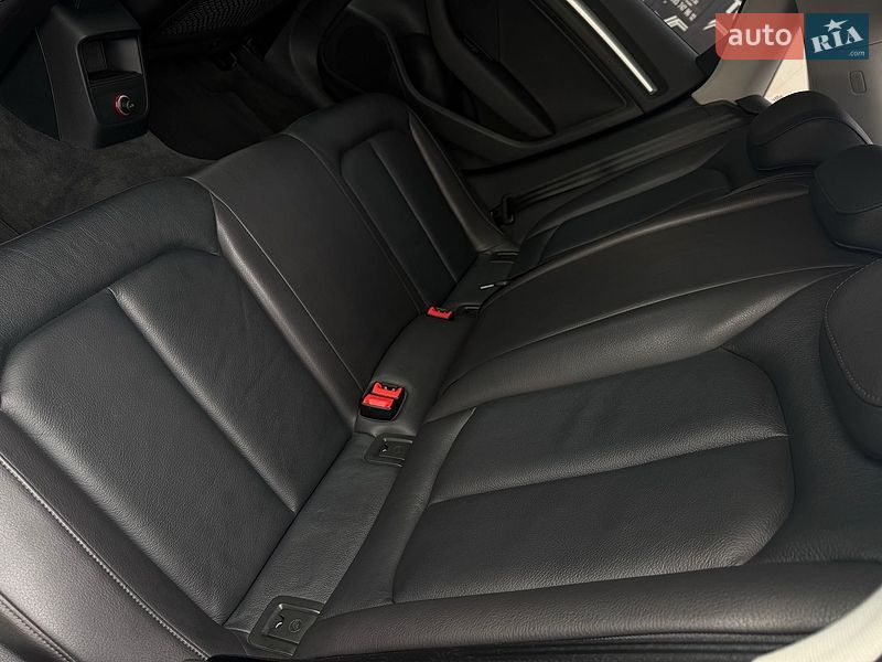 Седан Audi A3 2016 в Мукачево
