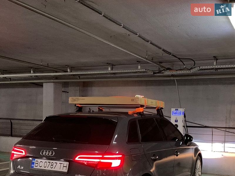 Хэтчбек Audi A3 2016 в Львове