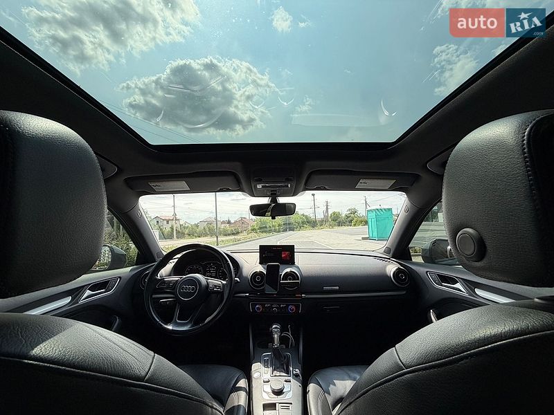 Хэтчбек Audi A3 2016 в Львове