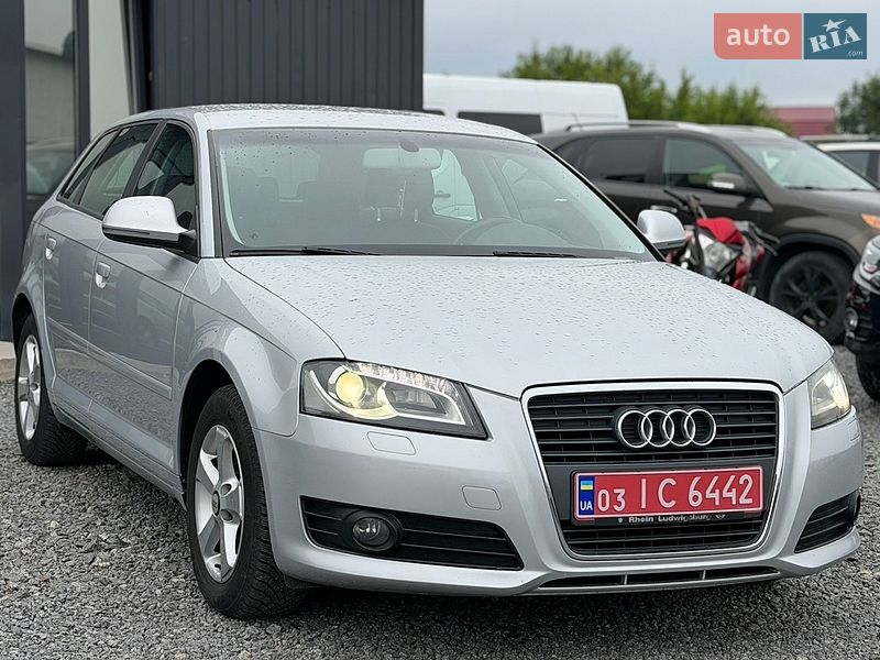 Хэтчбек Audi A3 2010 в Староконстантинове фото Хэтчбек Audi A3 2010 в Староконстантинове
