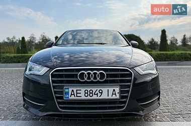 Хетчбек Audi A3 2013 в Дніпрі