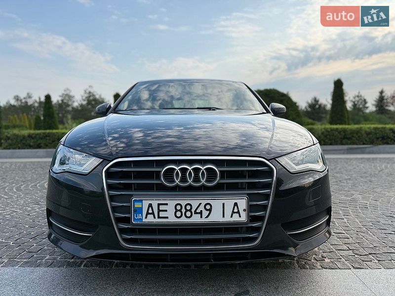 Хетчбек Audi A3 2013 в Дніпрі