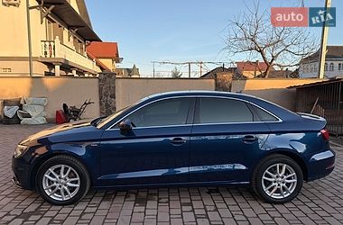 Седан Audi A3 2015 в Івано-Франківську