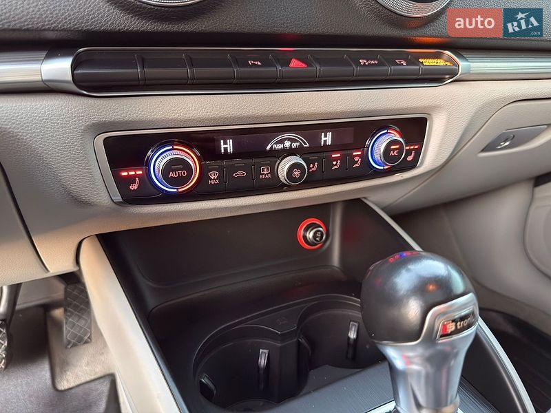 Седан Audi A3 2015 в Івано-Франківську