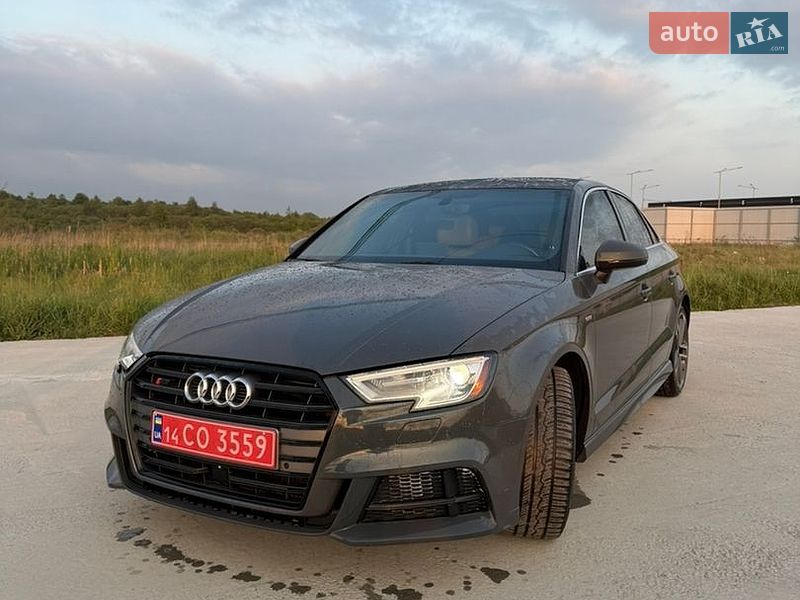 Седан Audi A3 2016 в Львове