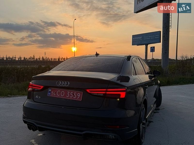 Седан Audi A3 2016 в Львове
