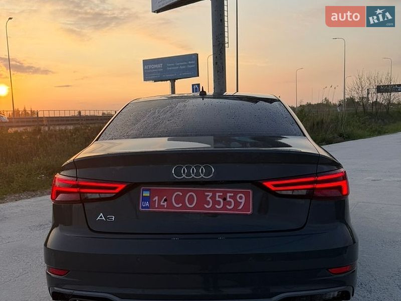 Седан Audi A3 2016 в Львове