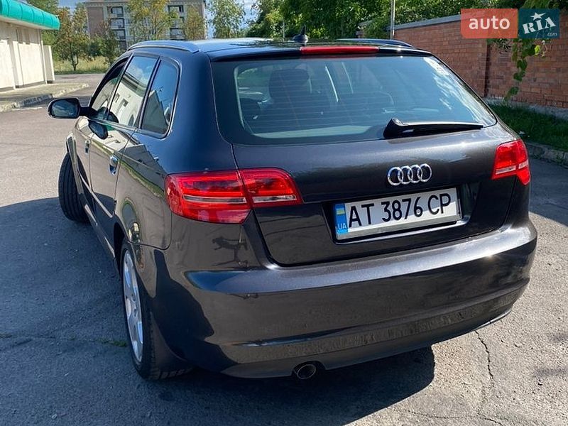 Хетчбек Audi A3 2011 в Дрогобичі