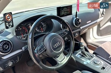 Хетчбек Audi A3 2016 в Києві