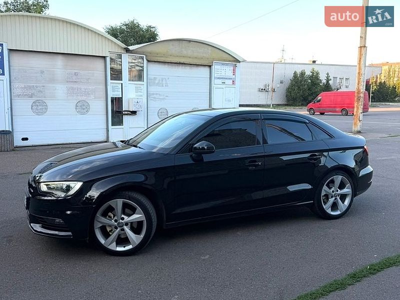 Седан Audi A3 2016 в Кривом Роге