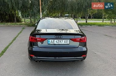 Седан Audi A3 2016 в Кривом Роге