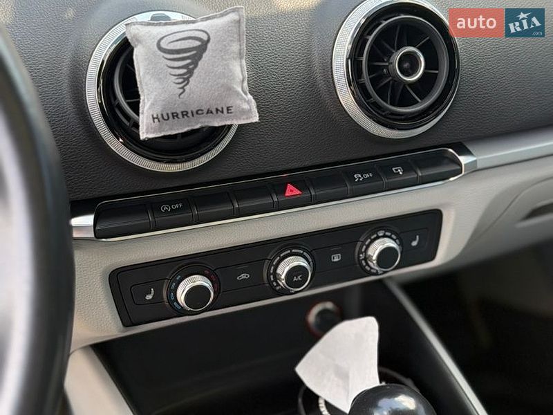 Седан Audi A3 2016 в Кривом Роге