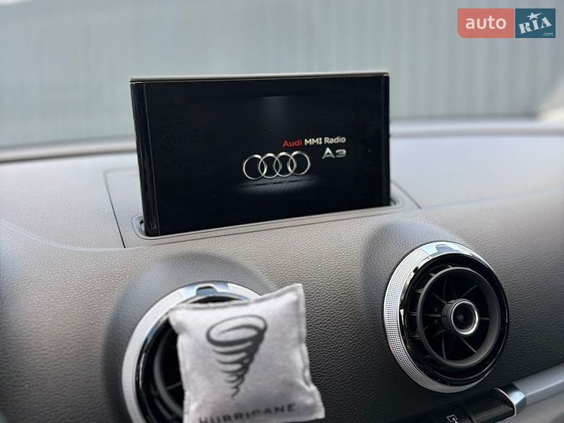 Седан Audi A3 2016 в Кривом Роге