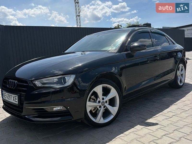 Седан Audi A3 2016 в Кривом Роге