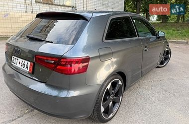 Хетчбек Audi A3 2013 в Новояворівську