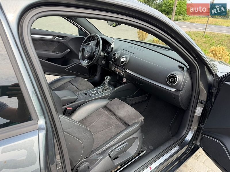 Хетчбек Audi A3 2013 в Новояворівську
