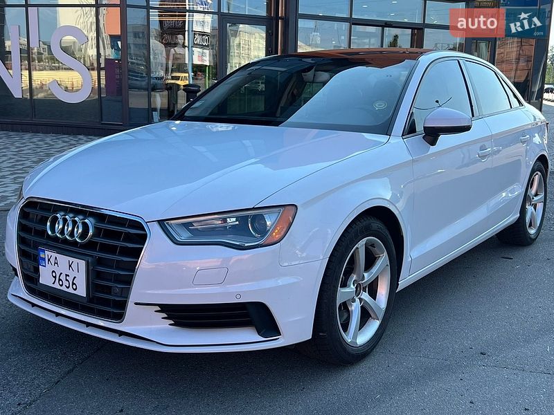 Седан Audi A3 2014 в Киеве