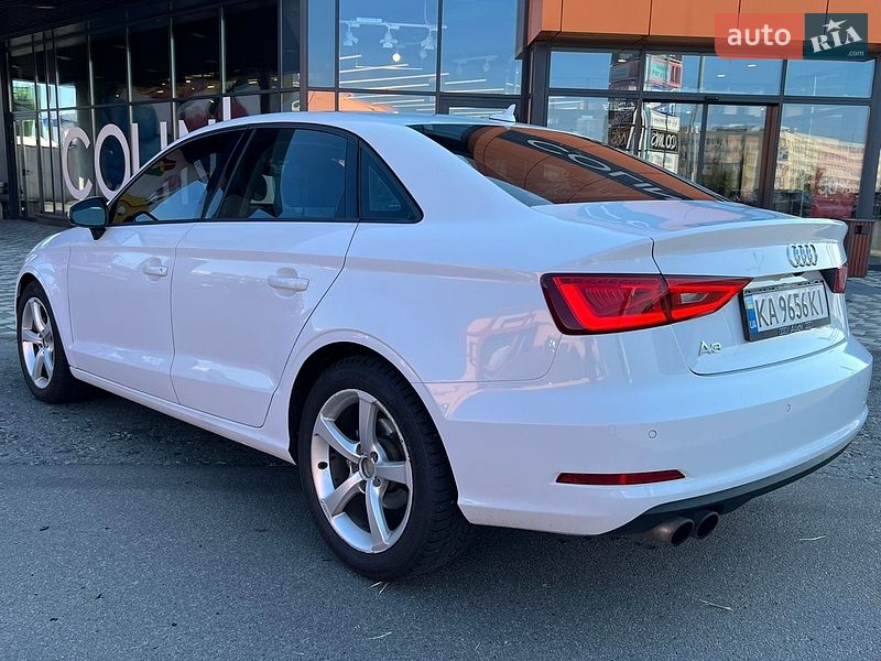 Седан Audi A3 2014 в Киеве