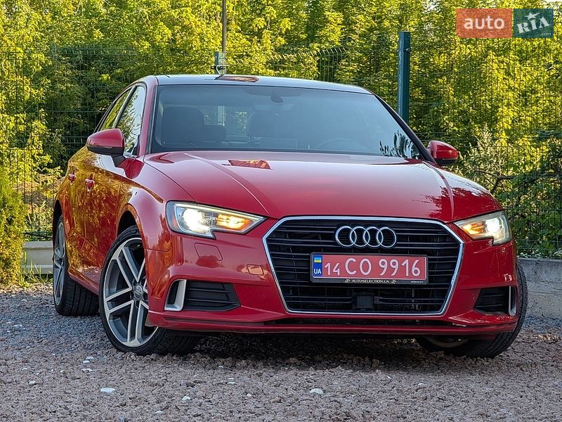 Седан Audi A3 2016 в Дрогобыче