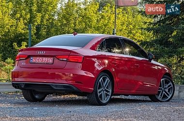 Седан Audi A3 2016 в Дрогобыче