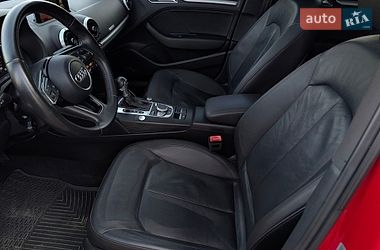 Седан Audi A3 2016 в Дрогобыче