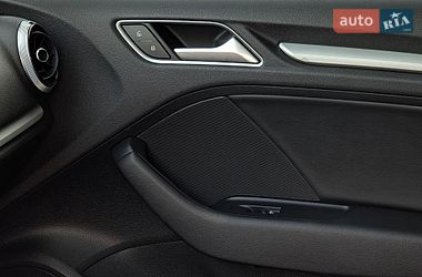 Седан Audi A3 2016 в Дрогобыче