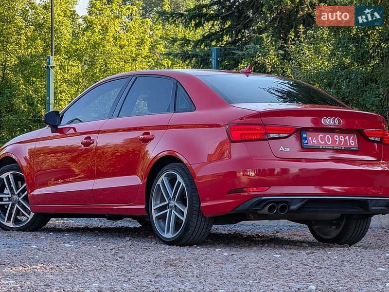 Седан Audi A3 2016 в Дрогобыче