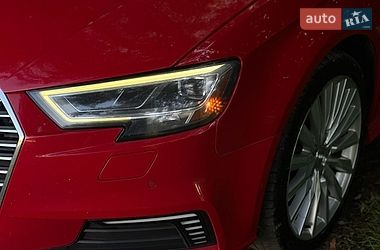 Седан Audi A3 2016 в Львові