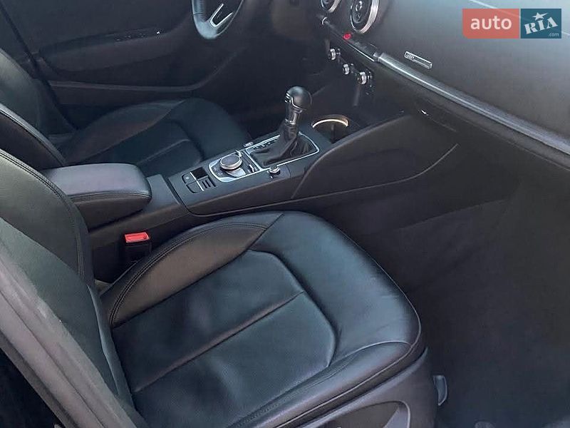 Седан Audi A3 2020 в Чайках