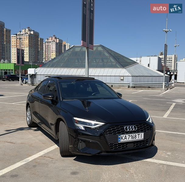Седан Audi A3 2022 в Києві