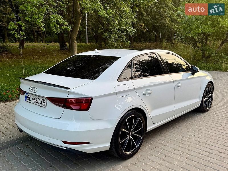 Седан Audi A3 2018 в Вінниці