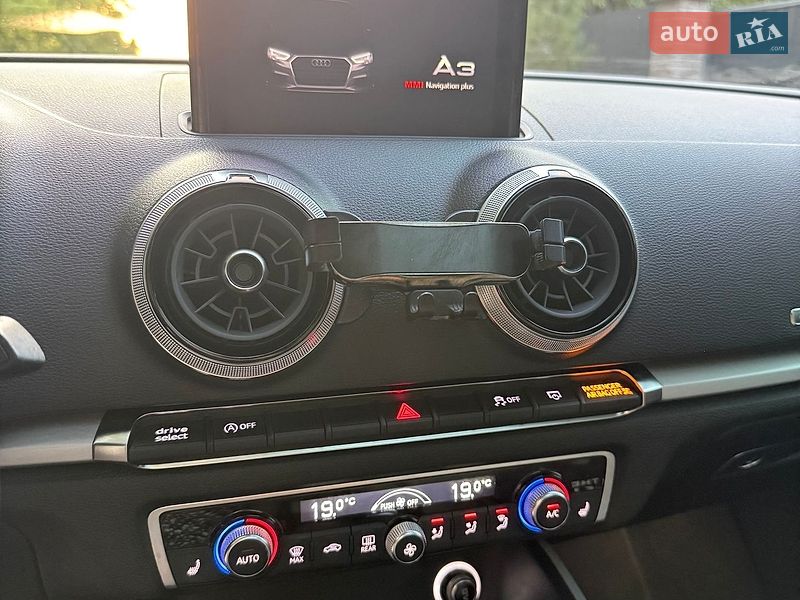 Седан Audi A3 2018 в Вінниці