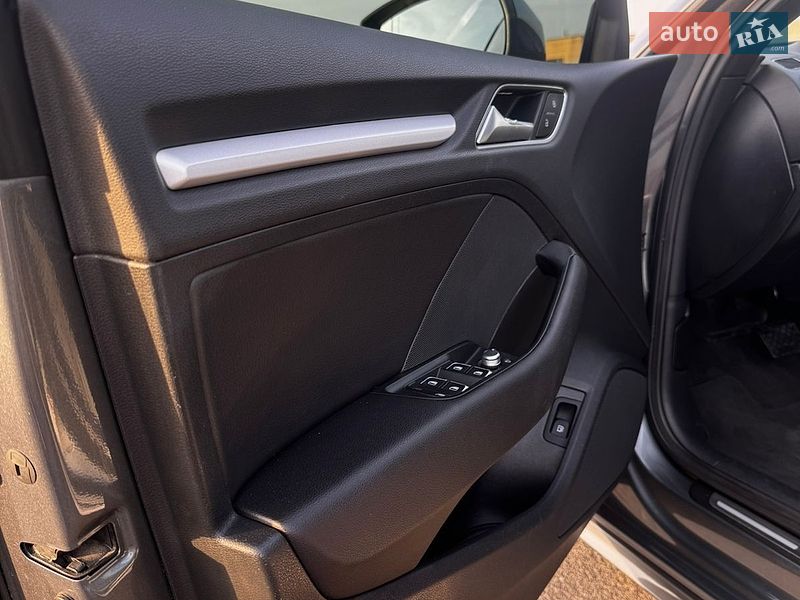 Хетчбек Audi A3 2016 в Самборі фото 15 Хетчбек Audi A3 2016 в Самборі