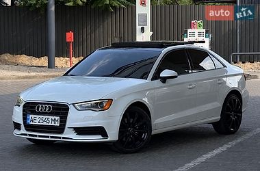 Седан Audi A3 2015 в Днепре