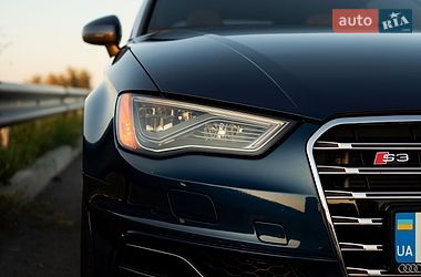 Кабріолет Audi A3 2016 в Дніпрі