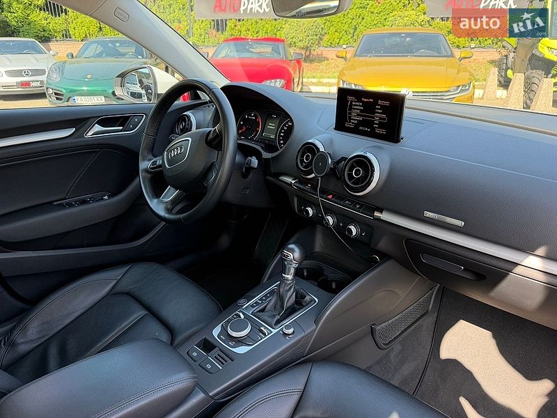 Седан Audi A3 2016 в Києві