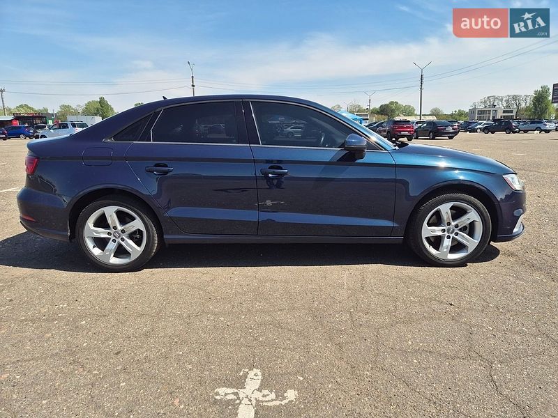 Седан Audi A3 2017 в Києві