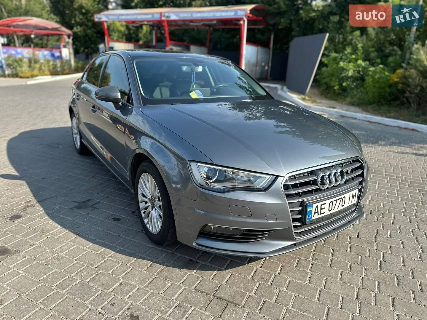 Audi A3 2014 VIN WAUEFGFF4F1065975 фото оголошення 4 з 20