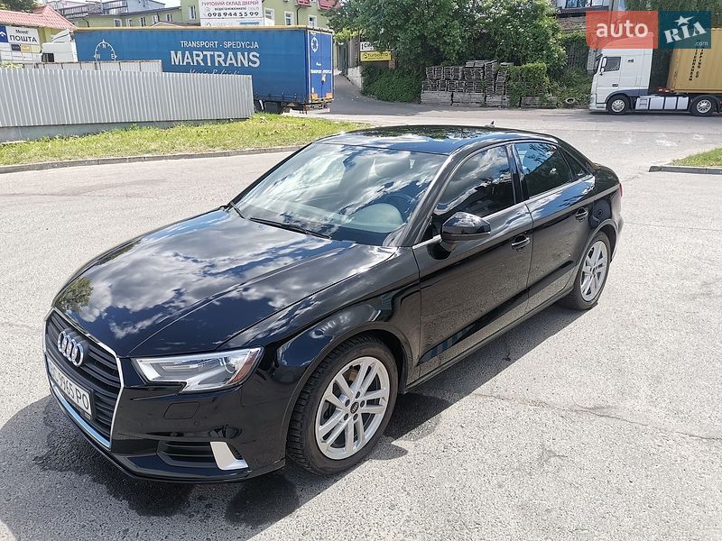 Седан Audi A3 2018 в Львові