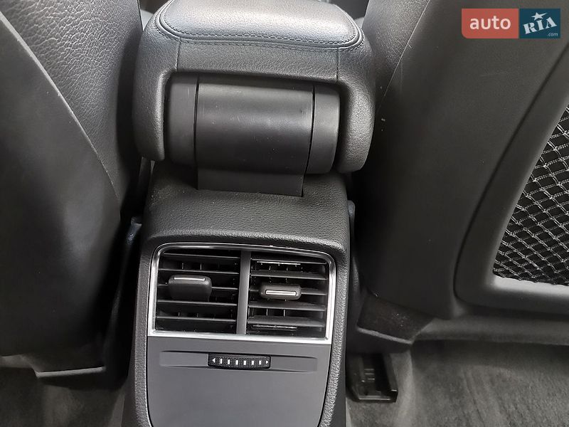 Седан Audi A3 2018 в Львові