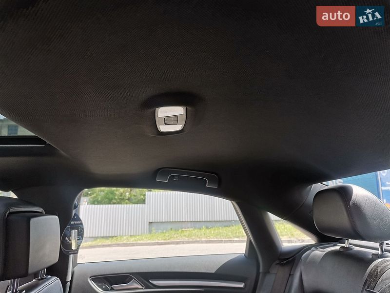 Седан Audi A3 2018 в Львові