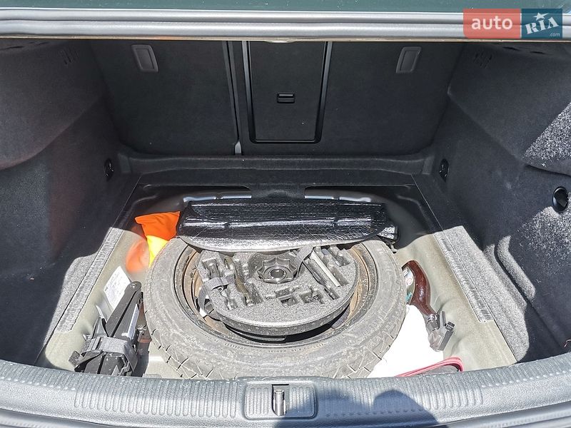 Седан Audi A3 2018 в Львові