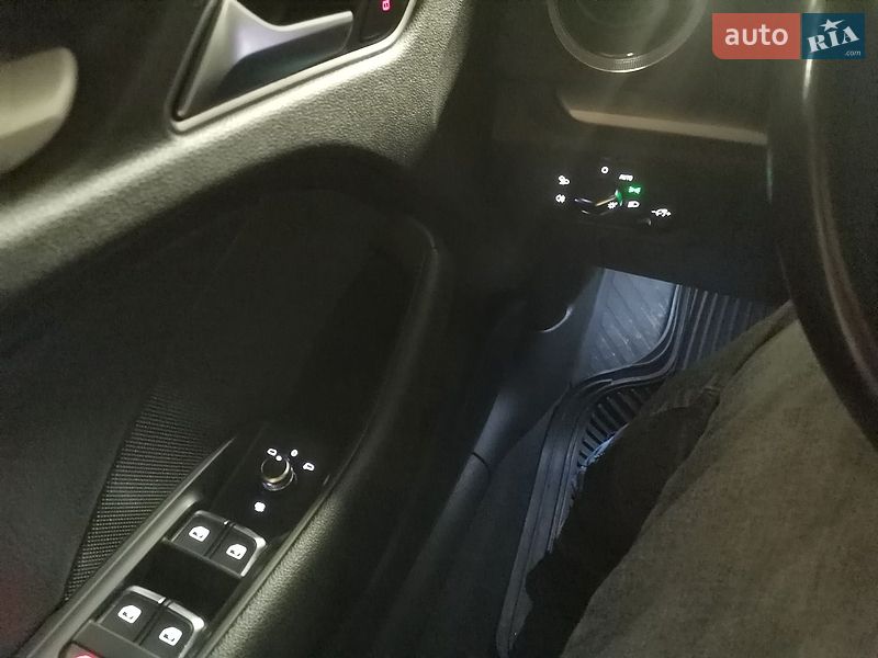 Седан Audi A3 2018 в Львові