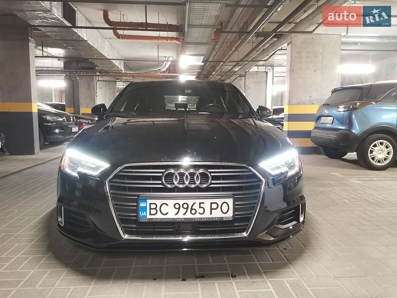Седан Audi A3 2018 в Львові