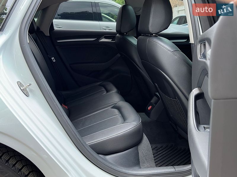 Седан Audi A3 2016 в Одесі
