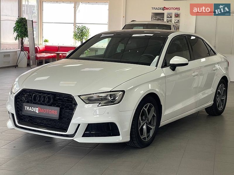 Седан Audi A3 2015 в Києві